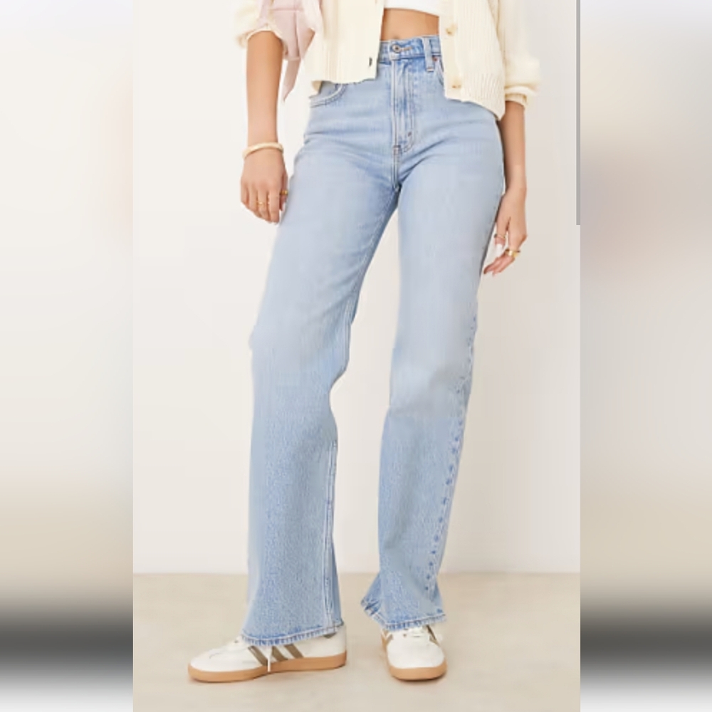 Abercrombie & Fitch 90s Relaxed Jean 28